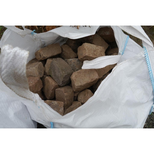 234 - A bag of granite sets -1 approx 150 each