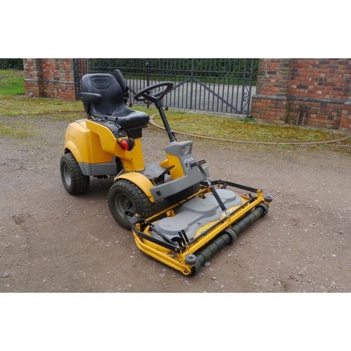 49 - Stiga 2WD Park Pro garden tractor with triple rotary mower, in regular use