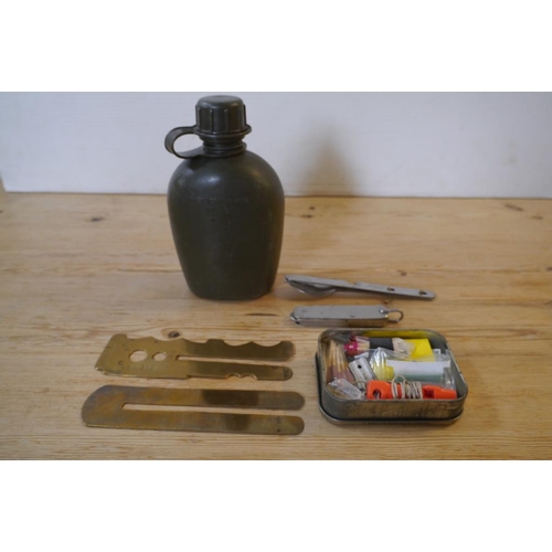 455 - Army kit in box. 1945 penknife and drinks bottle