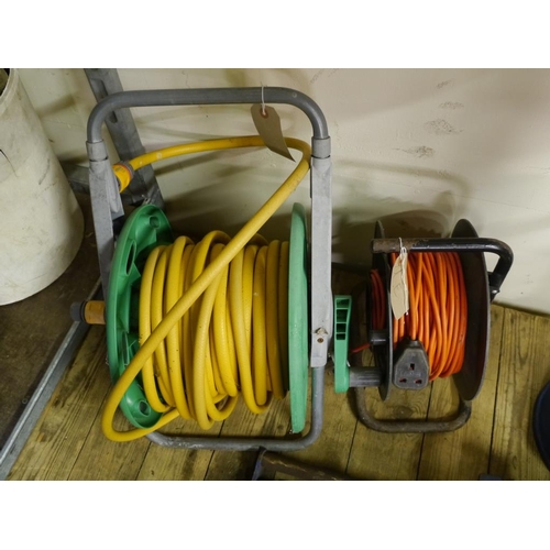 355 - Hose pipe and extension lead