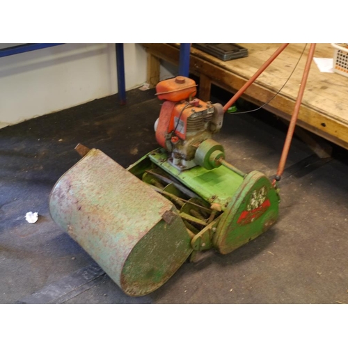 26 - Suffolk cylinder mower