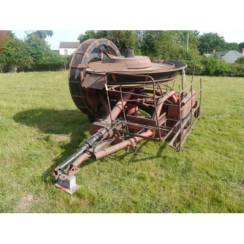 107 - Massey Ferguson 711 potato harvester. Type. T1658