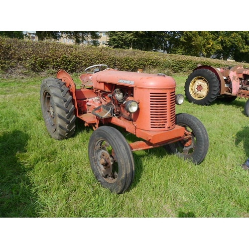 584 - David Brown 25C tractor Reg. WEV 716