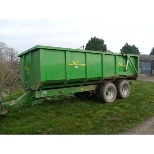 235 - AW 14Ton grain trailer with axle suspension, hydraulic tail door and brakes