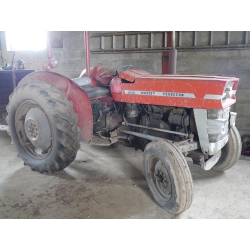 252 - Massey Ferguson 135 tractor, one owner, drawbar, pick up hitch, roll bar. Reg. ECJ 334C