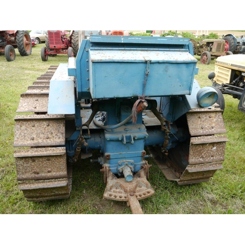 107 - County Fordson Major diesel crawler, type A. SN.8244. Supplied by Ernest Doe & Sons Ltd. Runs +VAT