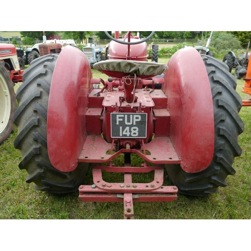 117 - International W6 standard tractor. Early restoration, wheel weights, pulley. Runs. Reg. FUP148. V5. ... 