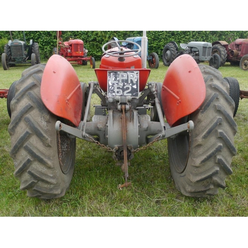 144 - Massey Ferguson 35 tractor. Runs. SN. SKM 82860+VAT. Reg LPR 62