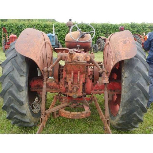 145 - Nuffield Universal M4 tractor. SN. NT15138.+VAT