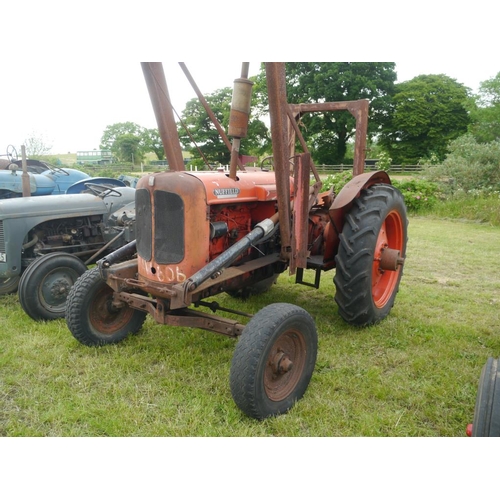 148 - Nuffield Universal tractor with loader and roll bar.  Runs. SN. MDM78710811L+VAT. Reg UAW 606