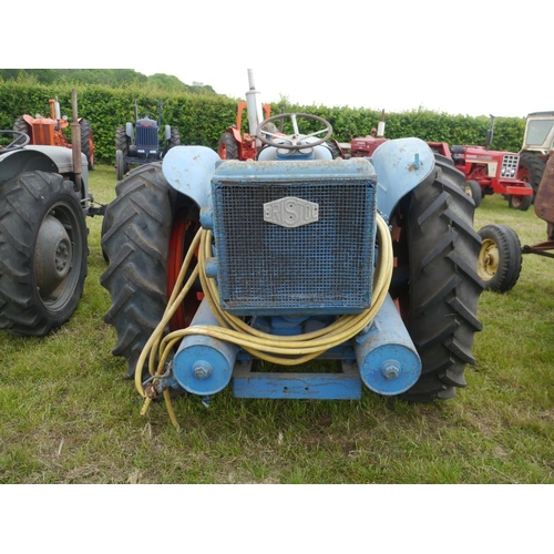 150 - Fordson Major tractor. Bristol compressor. Runs +VAT