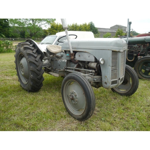 155 - Ferguson TED Petrol Paraffin tractor. Runs. SN. 57141. Reg. 874 UXD. V5. +VAT