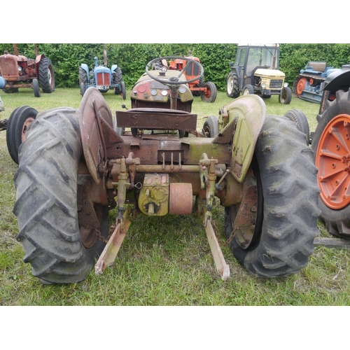 160 - David Brown 25 tractor. Diesel. For restoration+VAT