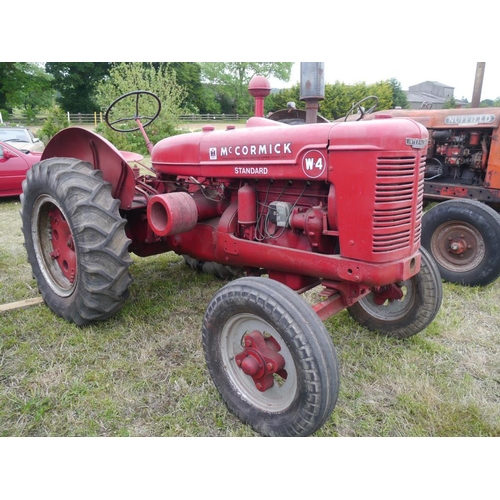 165 - McCormick International W4 tractor. Early restoration, pulley. Runs SN. 4406+VAT