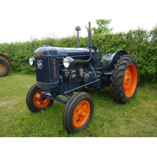 174 - Fordson E27N P6 tractor.  Restored, Lights, PTO, hydraulics, pulley. Runs +VAT