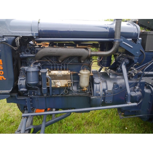 174 - Fordson E27N P6 tractor.  Restored, Lights, PTO, hydraulics, pulley. Runs +VAT