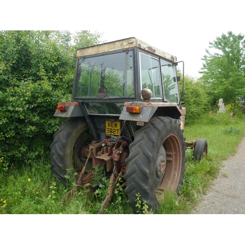 175 - International 784 tractor. 4972Hrs. Runs. Reg. XEW 302T+VAT