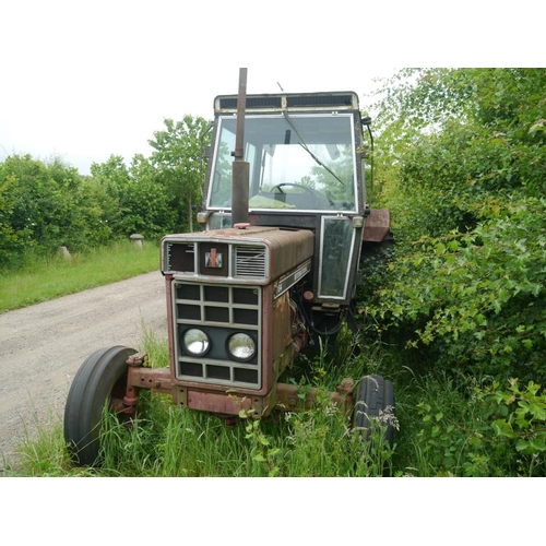 175 - International 784 tractor. 4972Hrs. Runs. Reg. XEW 302T+VAT