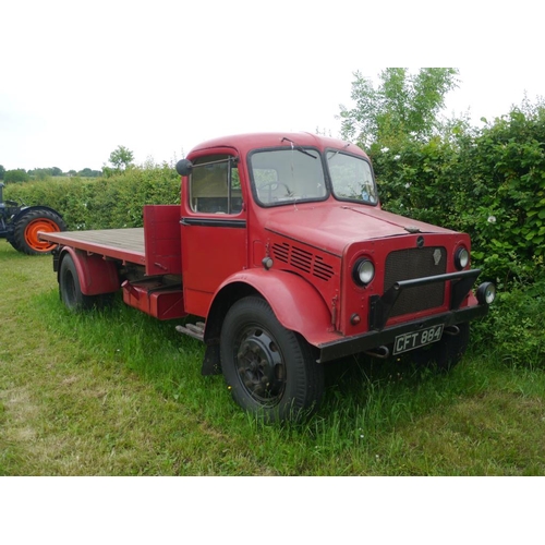 181 - Bedford O.Y type Ex army lorry. 1940. Decommissioned in 1950 and used on general haulage. Previously... 