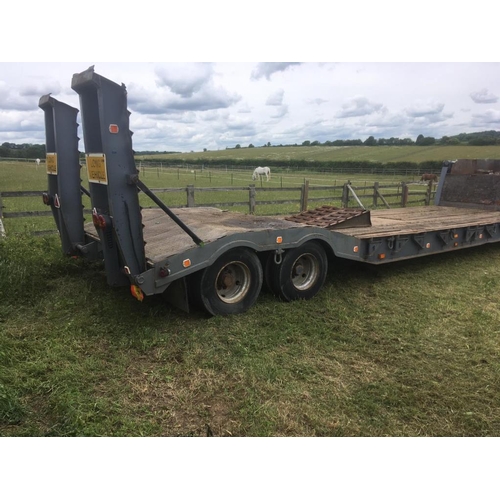 186 - Leyland Road train 20-33 lorry. 1990. 38000KG. With Rolls Royce engine on low load trailer. 325 Turb... 