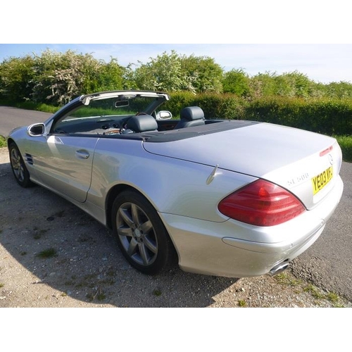 199 - Mercedes 500 SL convertible. 2003. Mint condition. Runs well. 85343 miles. Reg YE03 VFJ. V5