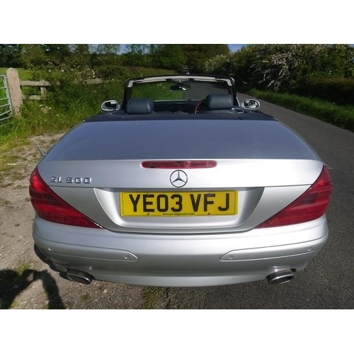 199 - Mercedes 500 SL convertible. 2003. Mint condition. Runs well. 85343 miles. Reg YE03 VFJ. V5