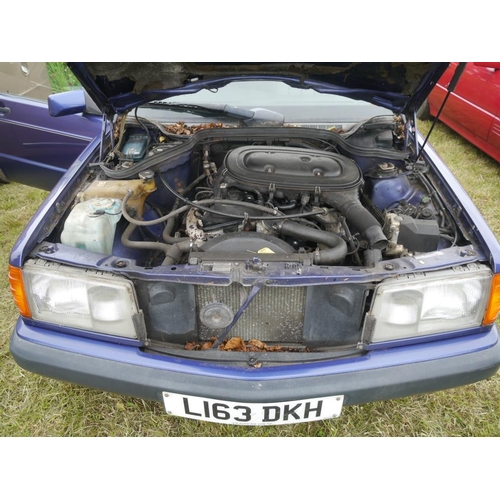 214 - Mercedes 190E. 1993. Blue. 148897miles. Runs. Some history. Registered colour change from Silver on ... 