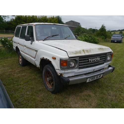 217 - Toyota Land Cruiser estate 4ltr manual. 1985.  For restoration. 186,000miles. Last MOT Dec 2007. 
 W... 