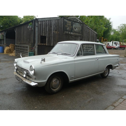 224 - Ford Cortina De Luxe 2 door. 1963. 1198cc. Very tidy, brakes overhauled. Runs. Last MOT Dec 2018. Wi... 