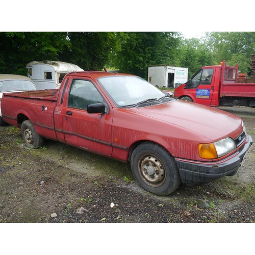 226 - Ford P100 pick up. Runs, petrol. 56488miles. No key. Reg. H445 MRX