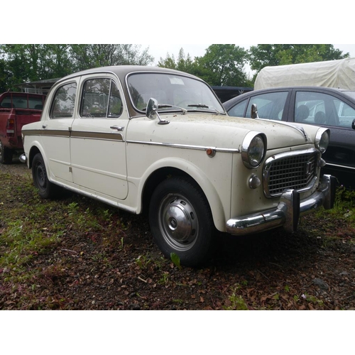 227 - Fiat 1100 4 door saloon. LHD. Runs. With key. Reg 74581K. No docs. Unable to perform data check.