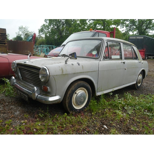 228 - Morris 1100 4 door. 28,000Miles. Runs. Tidy one owner. Garage stored. With key. Reg. HJN 757D. Unabl... 