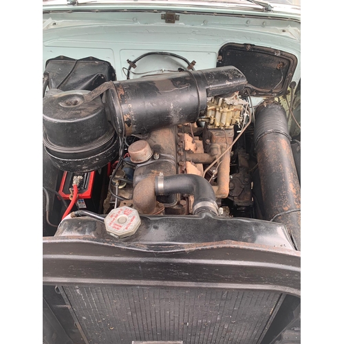 306 - Buick Special car. Straight 8 engine. Good runner. Very tidy. Registered colour change from Black on... 