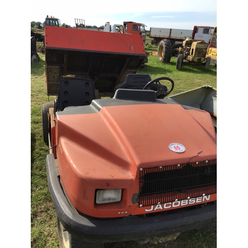 69 - Jacobsen SU2322 truck and Jacobsen sand spreader+VAT