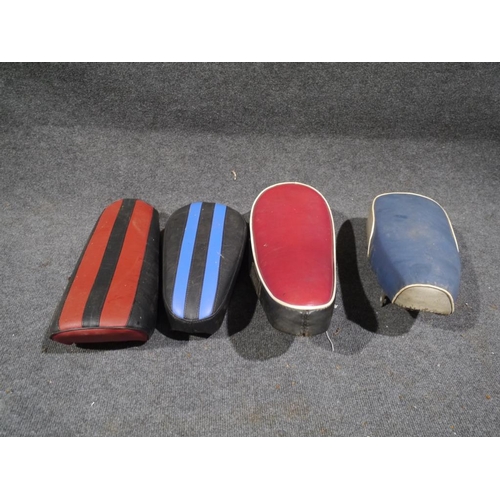 324 - 4 Speedway/grasstrack saddles