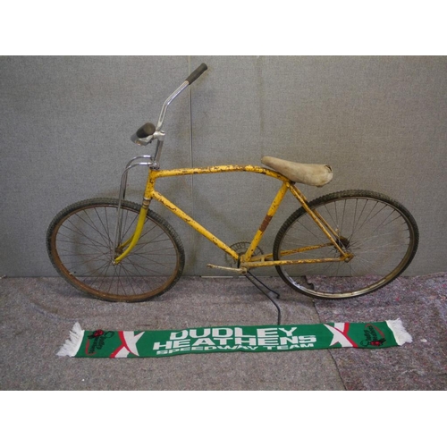 410 - Genuine Phillips speedway bicycle and Dudley Heathens scarf. Late 40's early 50's