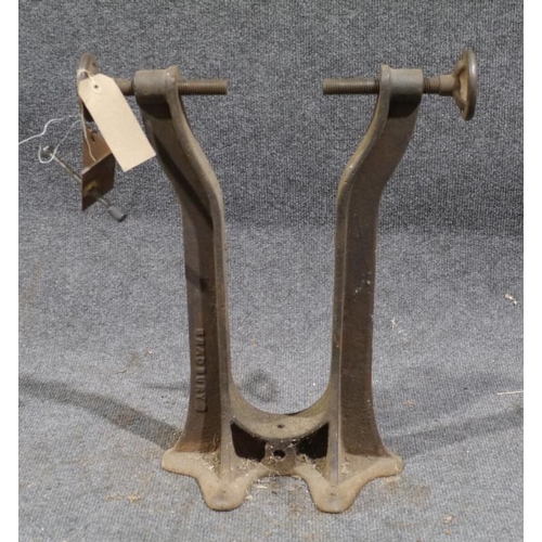 612 - Bradbury motorcycle wheel stand