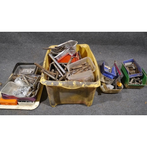 630 - Large quantity of assorted fixings and tools