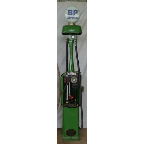 655 - Bowser hand operated pump