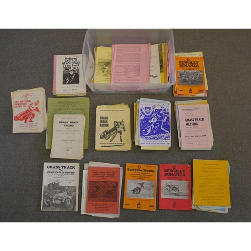 66 - Large quantity of 1970's grasstrack meeting official programmes to include West Brom, Bewdley, Kings... 