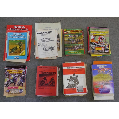 69 - Speedway National Finals scoring books and programmes