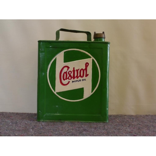 711 - 2 Gallon fuel can- Castrol motor oil