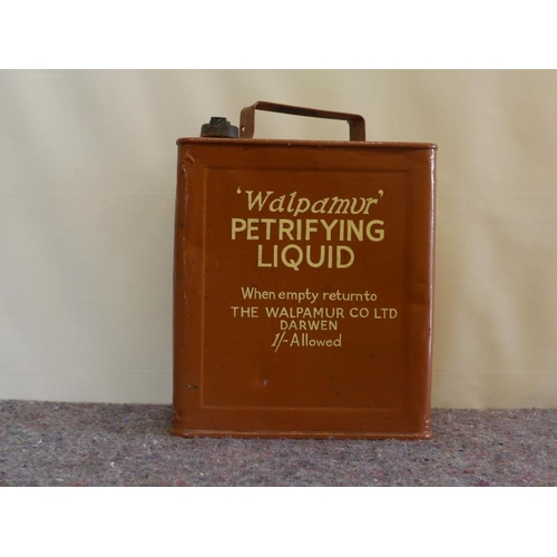 724 - 2 Gallon fuel can- Walpamur petrifying liquid