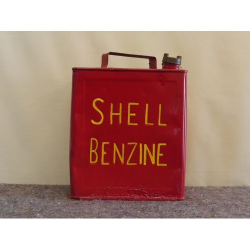 764 - 2 Gallon fuel can- Shell benzine