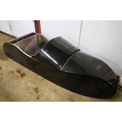 255 - Early sidecar body and frame