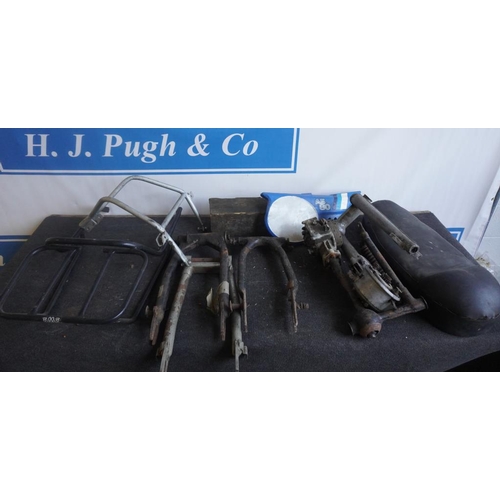 299 - Swinging arms, racks and Royal Enfield seat