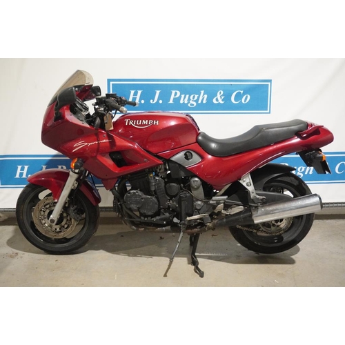 633 - Triumph Sprint motorcycle. 1995. 885cc. Engine no. 021433. Reg. N571 SFJ. V5