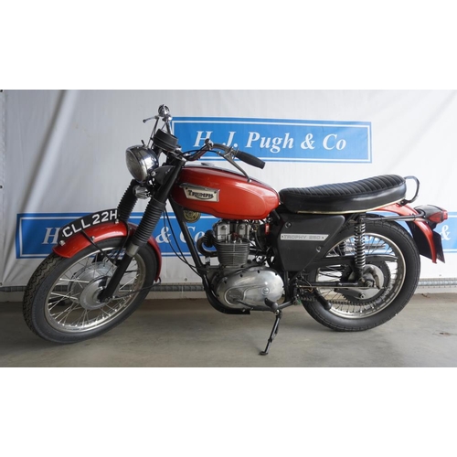 673 - Triumph Trophy 250 motorcycle. 1969. Matching engine and frame numbers- HC19458TR25W. c/w owners man... 