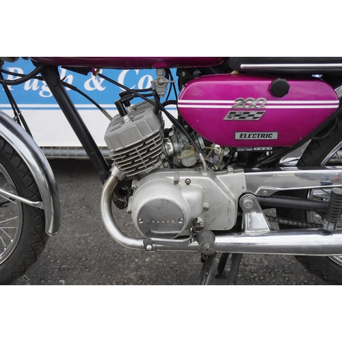 746 - Yamaha C53 motorcycle. 1973. It was in a museum in the US until imported into the UK in 2016. c/w NO... 