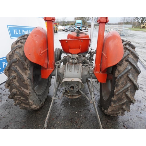 101 - Massey Ferguson FE35 tractor with roll bar. runs and drives, SDM.89270. c/w instruction manual and s... 